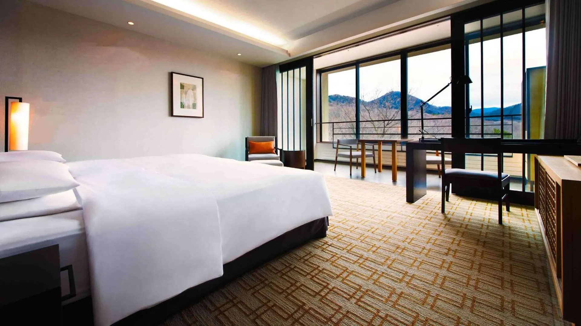 Hyatt Regency Hakone Resort And Spa 4*,